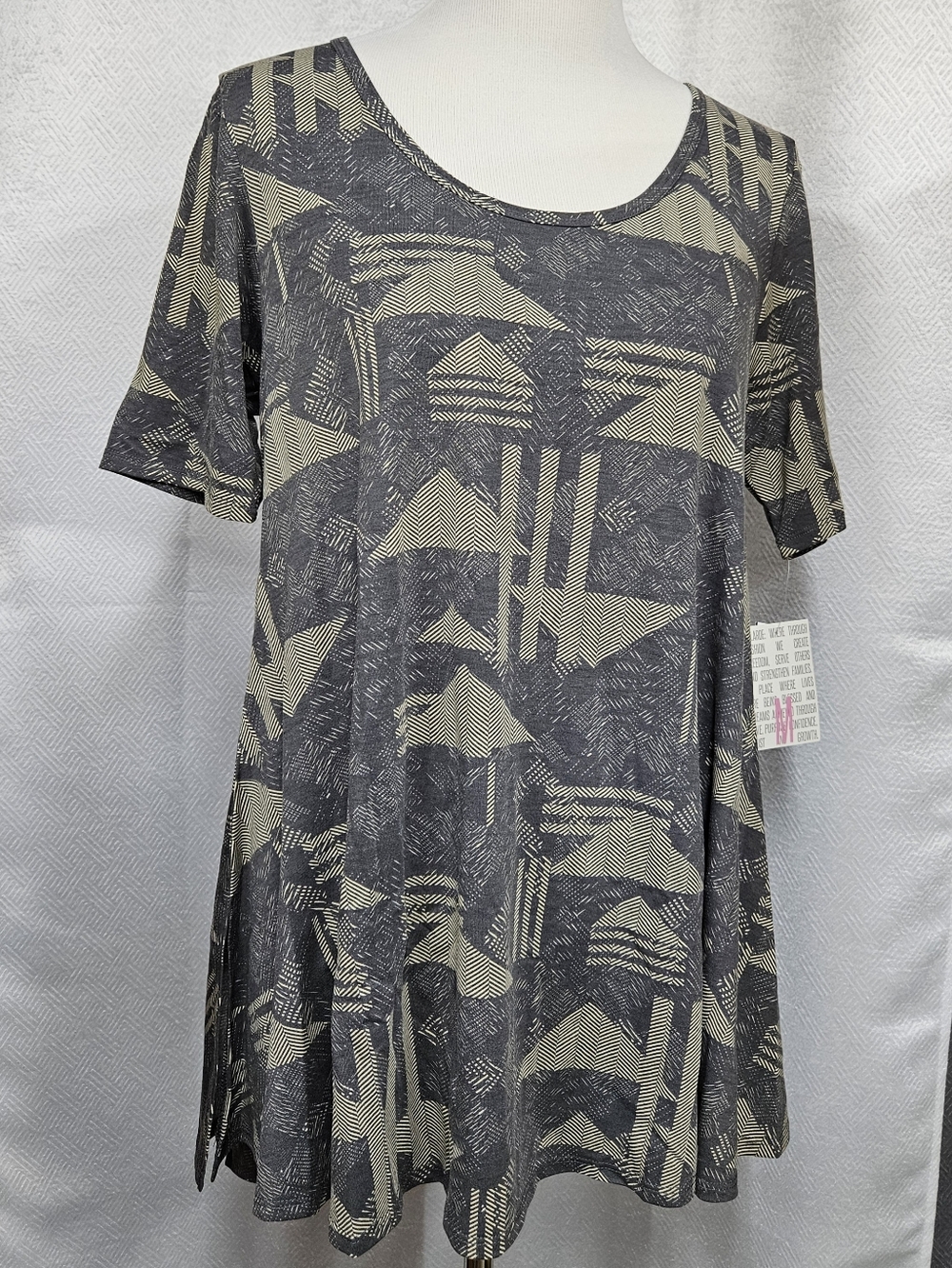 LuLaRoe Perfect T Shirt Geometric Pattern Swing Tunic Black Cream Top